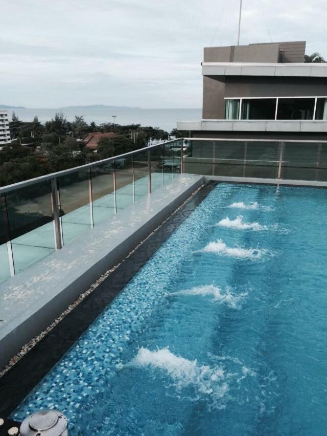 Gallery D Jomtien Exteriör bild