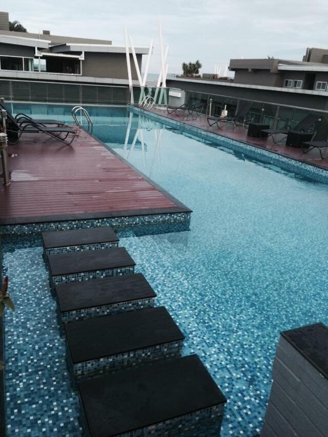 Gallery D Jomtien Exteriör bild
